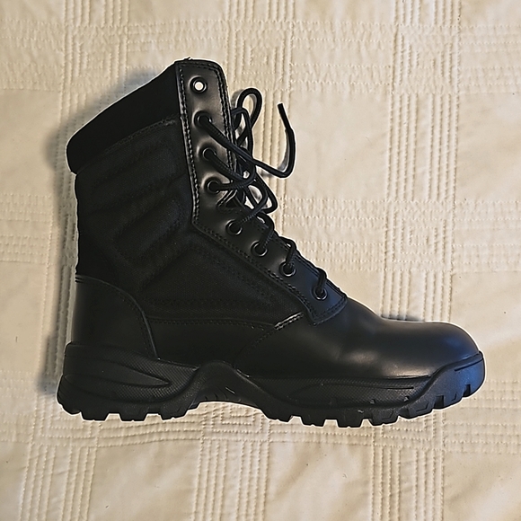 Men's Wideway Black Boots - Picture 3 of 7